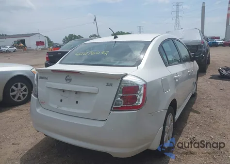 2011 Nissan Sentra 2.0Sr из США, поврежденный, VIN 3N1AB6AP2BL710412